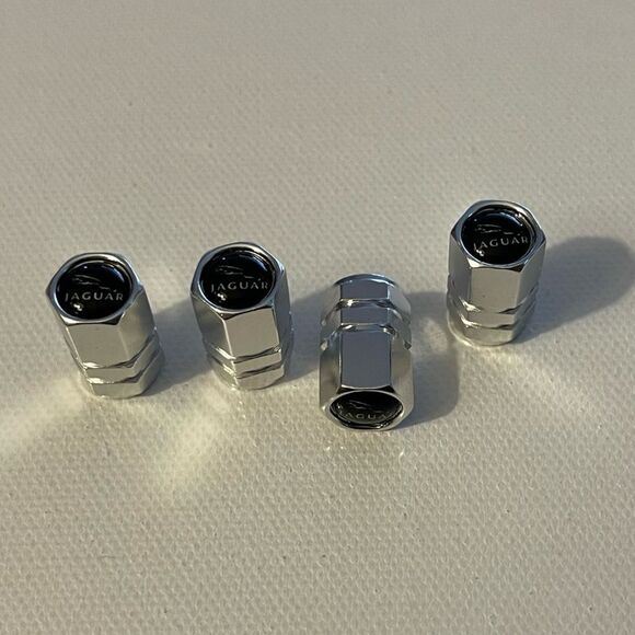 Jaguar Valve Stem Caps in Silver Set of 4 NWT - Picture 2 of 4